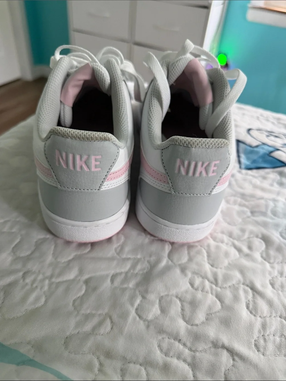 Nike women’s court vision White and Light Pink Low-Top Sneakers - Picture 3 of 6